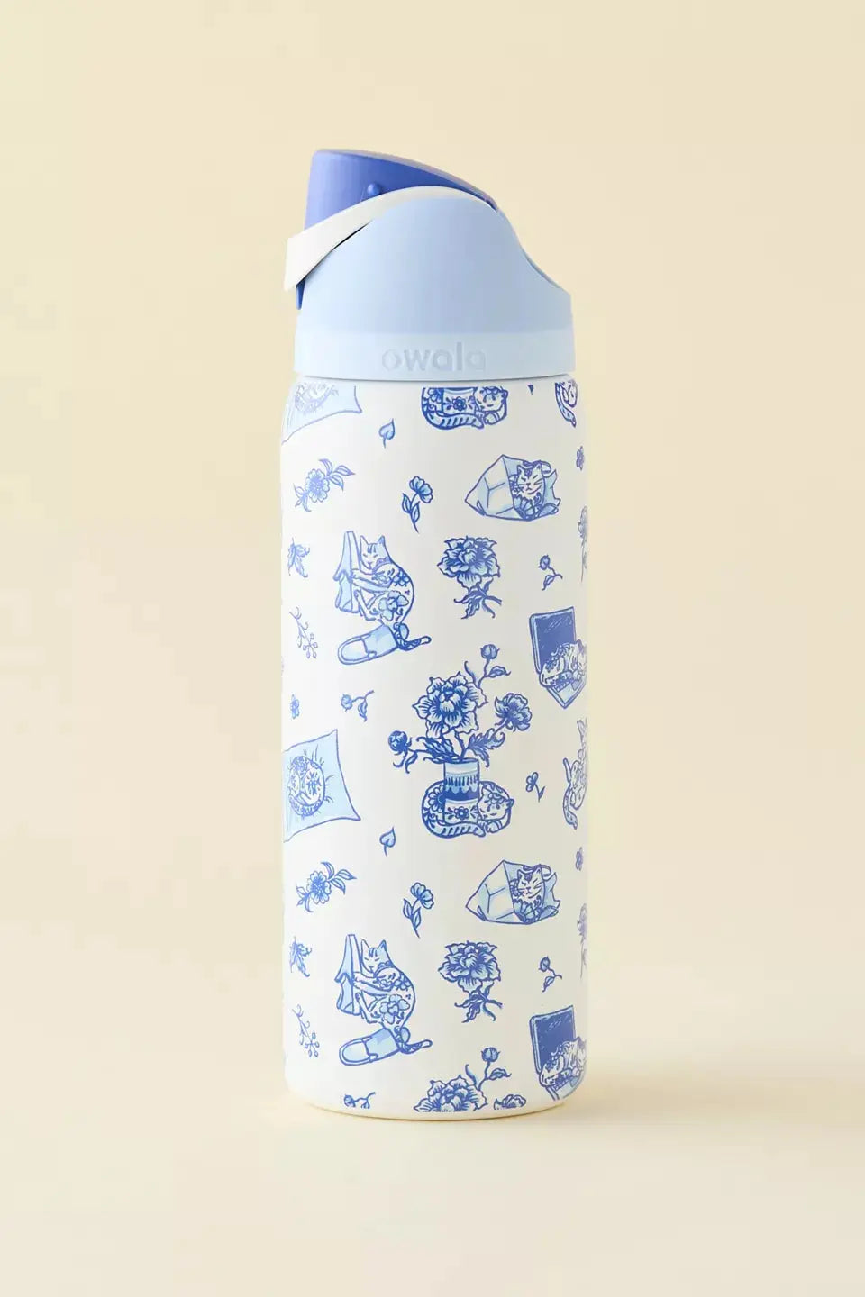 Owala UO Exclusive Delft Cat Print FreeSip 32 oz Water Bottle owaloo